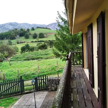 Casa Oriental Casa de Campo Cereceda (Asturias)
